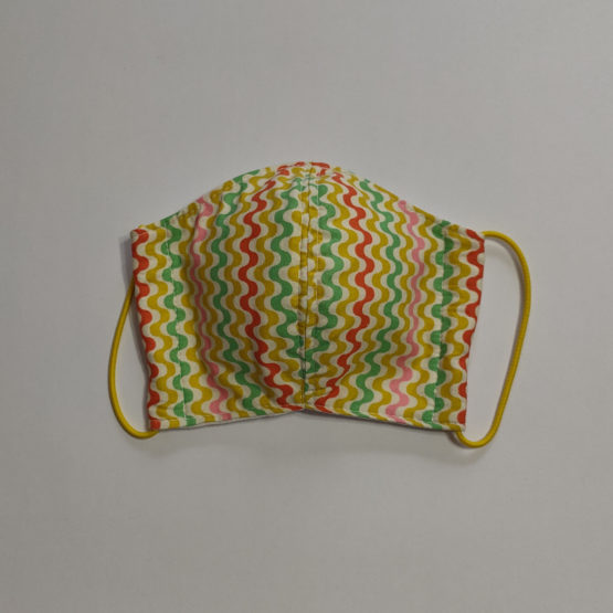 Masque ergonomique (sinusoides jaune/orange/rose/vert sur écru)